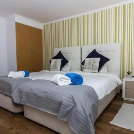 Vilamoura Golf Mansion - Games & Privat Heated Pool & Horsemanship & Golf Villa *